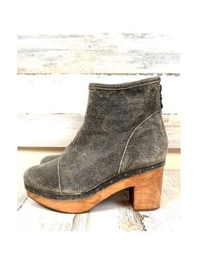 Five Worlds womens 9 Gray Rustic Leather Zuki Ankle Boots Boho Faux Fur